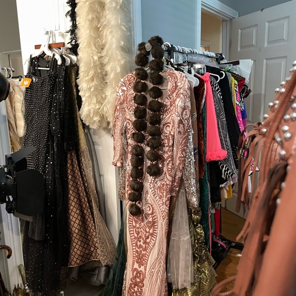 Photography Props Galore! Dresses, Gowns! - Picture 12 of 16